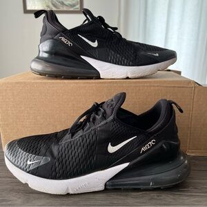 ❌Sold ❌Nike Black and White Air Max 270 Sneakers